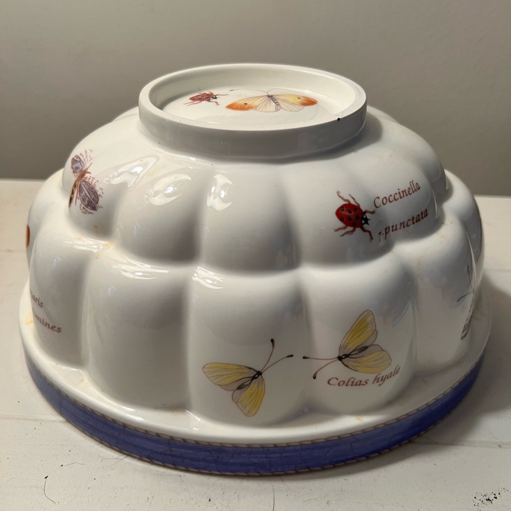 Wedgwood Sarah’s Garden Jelly Mold